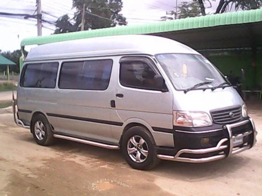 รถตู้ TOYOTA  VIP