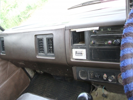 ขายรถสิบล้อเพลาเดียวดั้ม1 คัน ISUZU 175