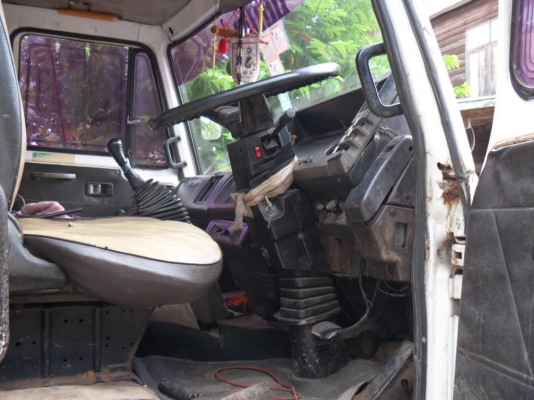 ขายรถสิบล้อเพลาเดียวดั้ม1 คัน ISUZU 175
