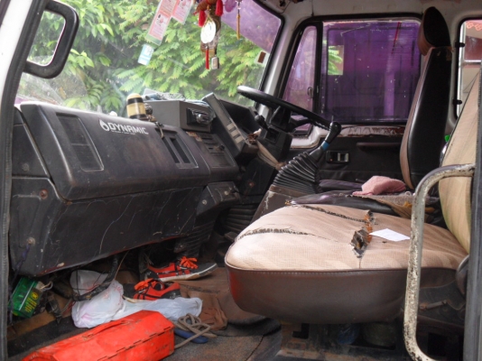 ขายรถสิบล้อเพลาเดียวดั้ม1 คัน ISUZU 175