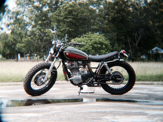 ขาย sr400แทร็กเกอร์โหดๆ