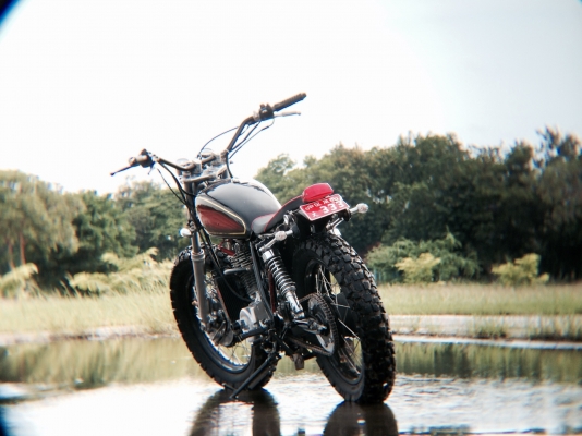 ขาย sr400แทร็กเกอร์โหดๆ ขาย sr400แทร็กเกอร์โหดๆ