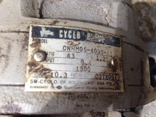 ขายมอเตอร์เกียร์ Cycro drive Sumitomo มอเตอร์ mitsubishi 1/2 HP. 380V อัตราทด 1:43 สภาพสวย วิ่งนิ่ม พร้อมใช้งาน มี 9 ตัวครับ(เหลือ 1 ตัวครับ) ขายมอเตอร์เกียร์ Cycro drive Sumitomo มอเตอร์ mitsubishi 1/2 HP. 380V อัตราทด 1:43 สภาพสวย วิ่งนิ่ม พร้อมใช้งาน มี 9 ตัวครับ(เหลือ 1 ตัวครับ)