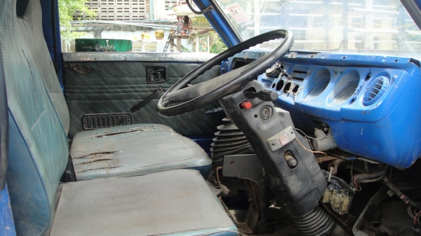 ISUZU TL เครื่อง4BB1(100แรง)รถเมล์เลิกกิจการ เครื่องดี คัสฃีสวย พร้อมใช้