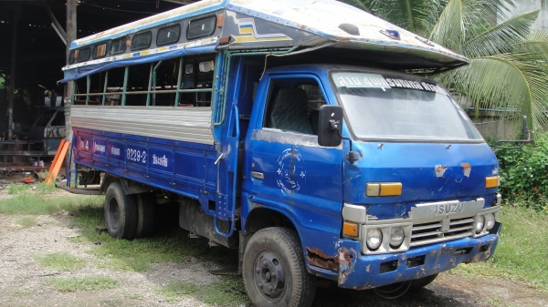 ISUZU TL เครื่อง4BB1(100แรง)รถเมล์เลิกกิจการ เครื่องดี คัสฃีสวย พร้อมใช้