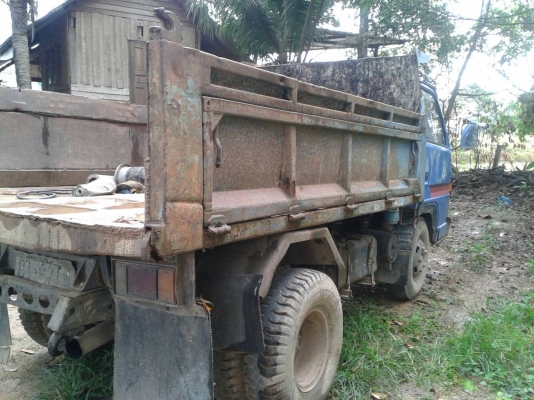 6ล้อเล็กดั้มISUZU 100 แรง..สภาพดี พร้อมใช้ รถใช้งานอยู่ ฝาท้ายมี..เล่มพร้อม