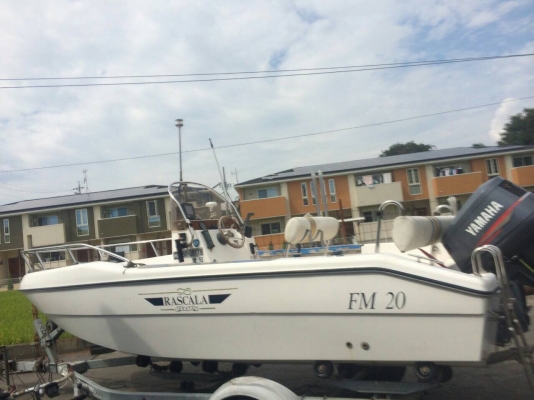 WWW.ByRin29.COM เรือ RASCALA FM20 เรือเอาท์บอร์ด ขนาด 19 ฟุต