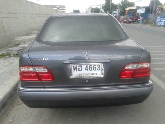 Benz E230 Neweye ปี98 รถบ้านสภาพดี วิ่งน้อยมากแสนกว่าโล ขาย460,000 Benz E230 Neweye ปี98 รถบ้านสภาพดี วิ่งน้อยมากแสนกว่าโล ขาย460,000