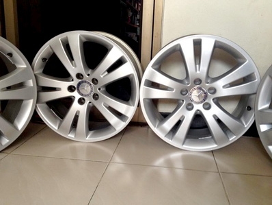 ----ขายแล้ว----แม็กซ์17แท้ BENZ New C-Class  PCD 5112 กว้าง 7.5 ET 47 ตจว ส่งได้