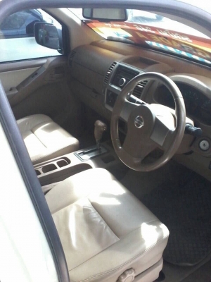 NISSAN - BIG-M FRONTIER NAVARA - 4Dr 2.5 LE CALIBRE AT NISSAN - BIG-M FRONTIER NAVARA - 4Dr 2.5 LE CALIBRE AT