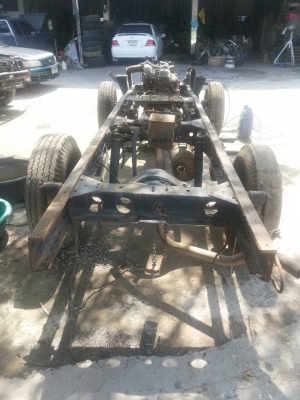 อีซูซุ4สี่ล้อกลางป้ายใหญ่83ปี95ขายด่วนๆ