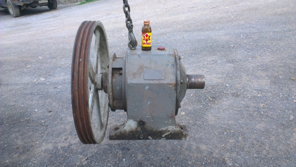 Sell> ขายหัวเกียร์ทด ขนาดมอเตอร์ 20 HP อัดตราทด 1:12 ตัวนี้จะเร็วหน่อยครับ จัดส่งทั่วประเทศครับ