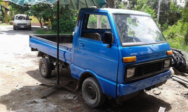 ขายรถ กระป้อ คับ เครื่องดีมากเบานิ่ม สวยๆ ขาย 25000 คับไม่มีเล่มทะเบียนออกใบซื้อขายให้