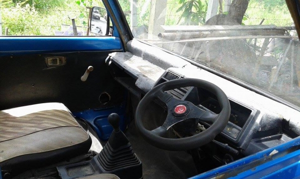 ขายรถ กระป้อ คับ เครื่องดีมากเบานิ่ม สวยๆ ขาย 25000 คับไม่มีเล่มทะเบียนออกใบซื้อขายให้ ขายรถ กระป้อ คับ เครื่องดีมากเบานิ่ม สวยๆ ขาย 25000 คับไม่มีเล่มทะเบียนออกใบซื้อขายให้