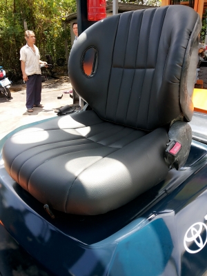 TOYOTA 7FD35J ขนาด3.5ตัน เสาสูง4เมตร เกียร์ออร์โต้ เครื่องดีเซล2Z 4สูบรุ่นยอดนิยม รับประกันเครื่องเกียร์ ราคาต่อรองได้0816161541