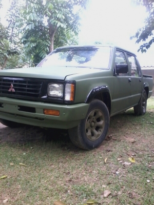 ขาย  l200  แต่งเต็มสีอินฟาเรส us เครื่อง เจ  ทำใหม่หมดทะเบียนครบ