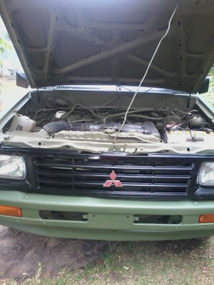 ขาย  l200  แต่งเต็มสีอินฟาเรส us เครื่อง เจ  ทำใหม่หมดทะเบียนครบ