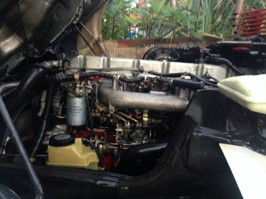 รถสิบล้อสองล้อ ฮีโน่โปรเฟียร์ ติดเครน เครื่อง 6 สูบ เพลาเล็ก.