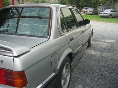 ขายรถเก๋งบีเอมดับบิวปี89สภาพพร้อมใช้รุ่น318iติดแกสระบบเรียบร้อย