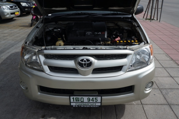 TOYOTA VIGO ตอนเดียว ปี 2008 พวงมาลัยพาวเวอร์ แอร์เย็นๆ เครื่องวิ่งดีมาก ช่วงล่างแน่น เบาะสภาพสวย เกียร์ใช้งานปกติ ภายในสภาพสวย สีสวย รถพร้อมใช้งาน จัดไฟแนนได้