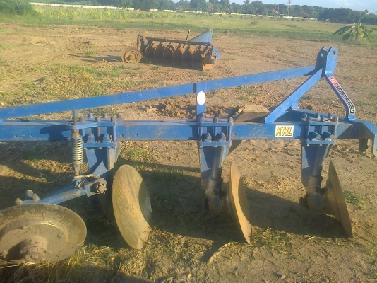 ขายครับ6610  2เพลาคานหน้าคาลาโล่มีเทอร์โบพร้อมใช่มีทะเบียนสนใจโทร0810076640