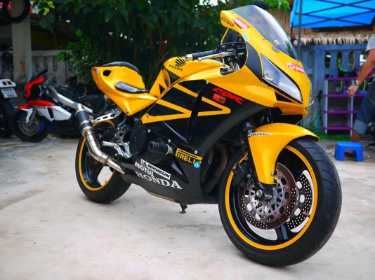 ขาย Cbr 400 พร้อมทะเบียนแท้ เครื่องเทพๆพร้อมออกทริปทันที แฟริ่ง Rc212 ท่อสูตรลั่นๆ ขาย Cbr 400 พร้อมทะเบียนแท้ เครื่องเทพๆพร้อมออกทริปทันที แฟริ่ง Rc212 ท่อสูตรลั่นๆ