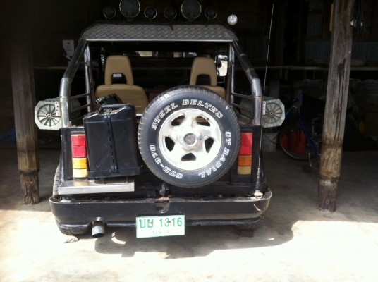 รถจิ๊ฟเท่ๆถูกๆเพียงแสนต้นๆ (115,000 ) เอกสารพร้อมโอน