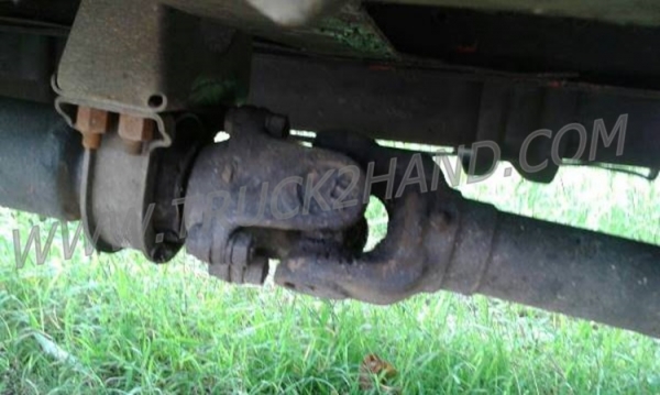 ISUZU 6 ล้อติดเครน 3 ตัน  รุ่น FTR11LY 160 แรงม้า ปีจดทะเบียน 2544