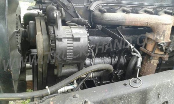 ISUZU 6 ล้อติดเครน 3 ตัน  รุ่น FTR11LY 160 แรงม้า ปีจดทะเบียน 2544