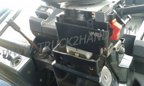 ISUZU 6 ล้อติดเครน 3 ตัน  รุ่น FTR11LY 160 แรงม้า ปีจดทะเบียน 2544