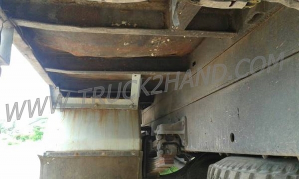 ISUZU 6 ล้อติดเครน 3 ตัน  รุ่น FTR11LY 160 แรงม้า ปีจดทะเบียน 2544