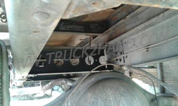 ISUZU 6 ล้อติดเครน 3 ตัน  รุ่น FTR11LY 160 แรงม้า ปีจดทะเบียน 2544