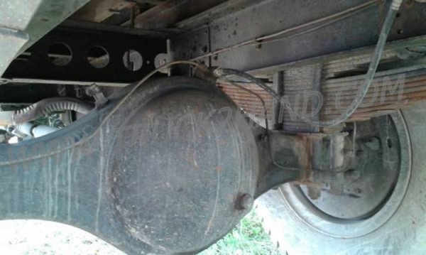 ISUZU 6 ล้อติดเครน 3 ตัน  รุ่น FTR11LY 160 แรงม้า ปีจดทะเบียน 2544