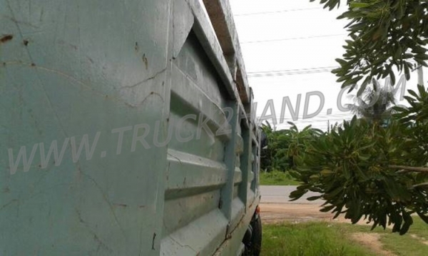 ISUZU 6 ล้อติดเครน 3 ตัน  รุ่น FTR11LY 160 แรงม้า ปีจดทะเบียน 2544