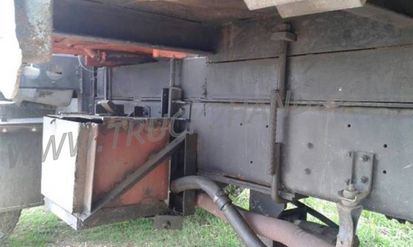 ISUZU 6 ล้อติดเครน 3 ตัน  รุ่น FTR11LY 160 แรงม้า ปีจดทะเบียน 2544