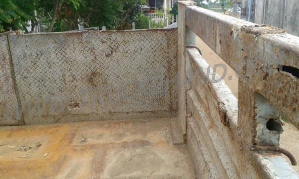 ISUZU 6 ล้อติดเครน 3 ตัน  รุ่น FTR11LY 160 แรงม้า ปีจดทะเบียน 2544