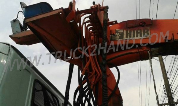 ISUZU 6 ล้อติดเครน 3 ตัน  รุ่น FTR11LY 160 แรงม้า ปีจดทะเบียน 2544