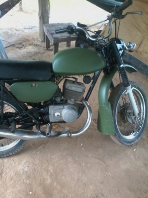 ขายมอไซทหารของรัสเซีย 175 เดิมๆคันสตาจอยู่ซ้ายของเดิมทั้งคัน