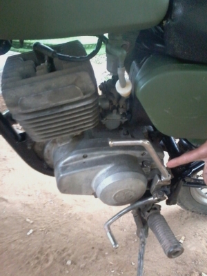 ขายมอไซทหารของรัสเซีย 175 เดิมๆคันสตาจอยู่ซ้ายของเดิมทั้งคัน