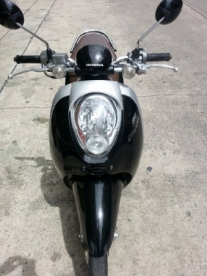 scoopy i ปี55 กท29 ไมล์6101โล