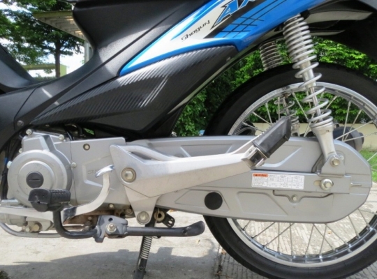 ลายใหม่ล่าสุด..Shogun Axelo 2013 หัวฉีด สตาร์ทมือ เดิมแท้ดี ไม่มีบิวด์ เพียง 25,900 บาทเท่านั้น