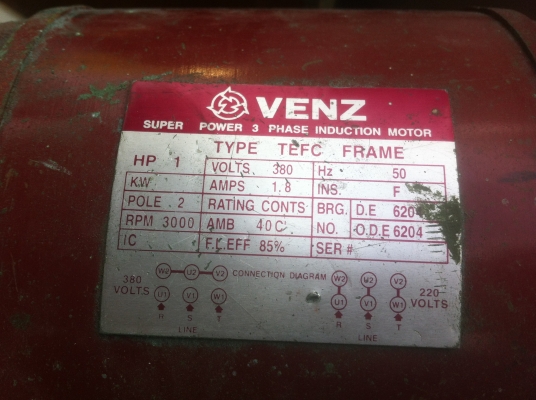 มอเตอร์เจียร์-ขัดแกนคู่ VENZ ขนาด 1 แรงม้า 3 เฟส 220/380 V. หมุน 3000 รอบต่อนาทีแกนสามารถถอดเปลี่ยนได้ มอเตอร์เจียร์-ขัดแกนคู่ VENZ ขนาด 1 แรงม้า 3 เฟส 220/380 V. หมุน 3000 รอบต่อนาทีแกนสามารถถอดเปลี่ยนได้