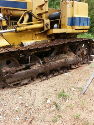 ขายรถแทรกเตอร์ CAT  D2-5  รถพร้อมใช้งาน