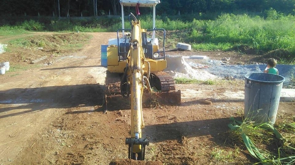 ขายแบคโคเล็ก PC20-6 เครื่องดี ทำงานเร็ว สภาพพร้อมใช้งาน เอกสารใบซื้อขาย สนใจโทร 090-8588220คุณนะ ID:narong498 หรือ www.truck.in.th/498