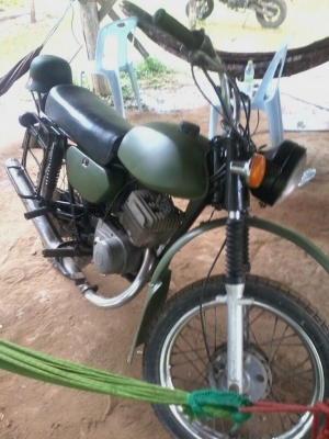 ขายมอไซทหารของรัสเซีย 175 เดิมๆคันสตาจอยู่ซ้ายของเดิมทั้งคัน