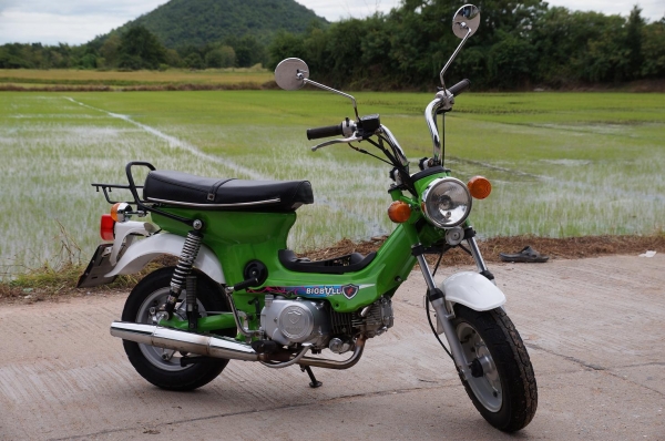 ขาย ริวก้า ชาลี 125 สตาทร์มือ สภาพสดเหมือนออกใหม่ ทะเบียนพร้อมโอน ภาษี พรบ 2558 สภาพโดยรวม ตามรูป เครื่องดี พร้อมใช้ ครับ