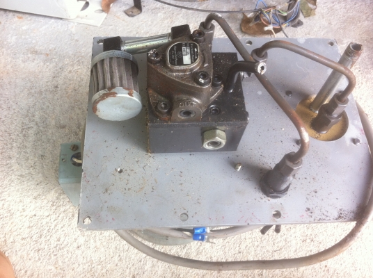 ปั๊มน้ำมันเลียงระบบ หรือหล่อเย็นระบบ NIPPON จากญี่ปุ่น มอเตอร์ 1/2 ไฟบ้าน 220 ปั๊มน้ำมันเลียงระบบ หรือหล่อเย็นระบบ NIPPON จากญี่ปุ่น มอเตอร์ 1/2 ไฟบ้าน 220