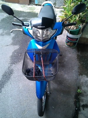 สตาร์ทมือ.wave125i  ปี49 สีน้ำเงิน  เครื่องดีมาก 25,000