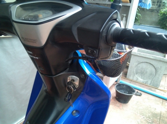 สตาร์ทมือ.wave125i  ปี49 สีน้ำเงิน  เครื่องดีมาก 25,000
