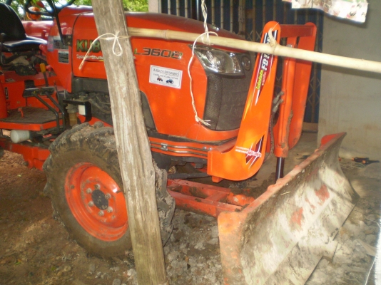 ขายคูโบต้า 36 แรง พร้อมใบมีดคูโบต้า FD163E